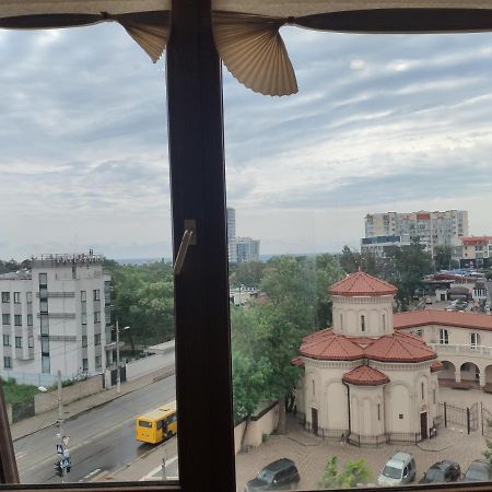 Appartamento Квартира На 10-Й Фонтана Odessa Esterno foto